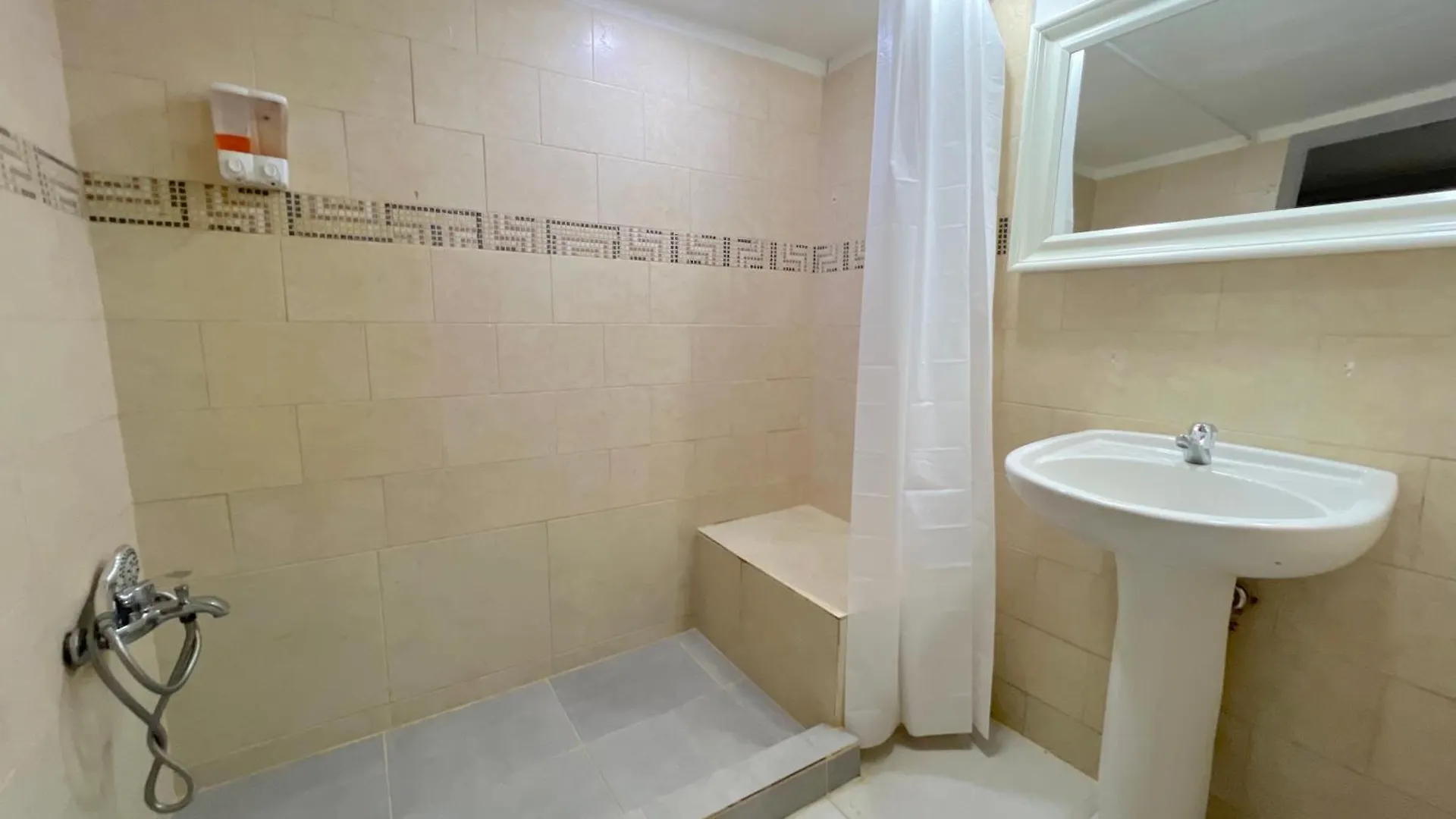 Caribbean Villas And Suites - Playa Los Corales - Wifi, Beach Club 5*, 蓬塔卡纳