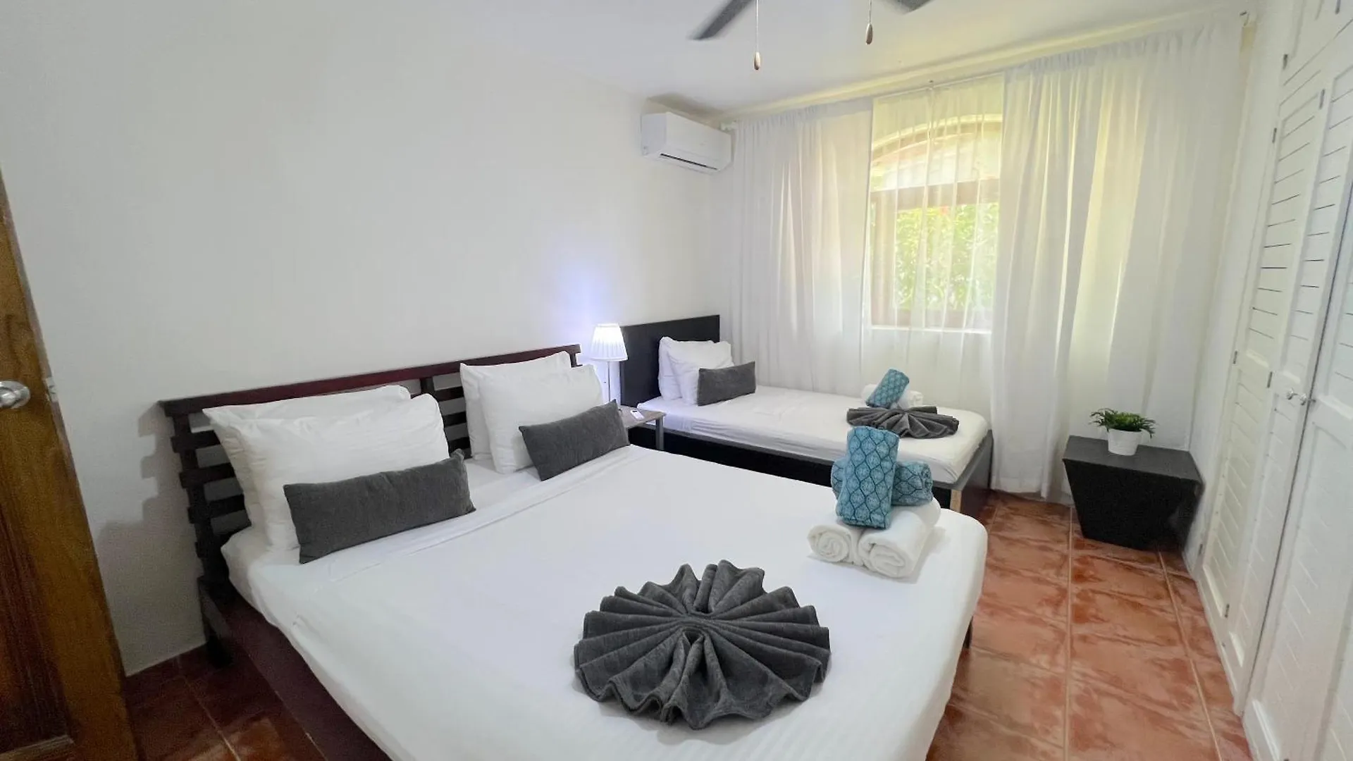 Caribbean Villas And Suites - Playa Los Corales - Wifi, Beach Club 公寓式酒店