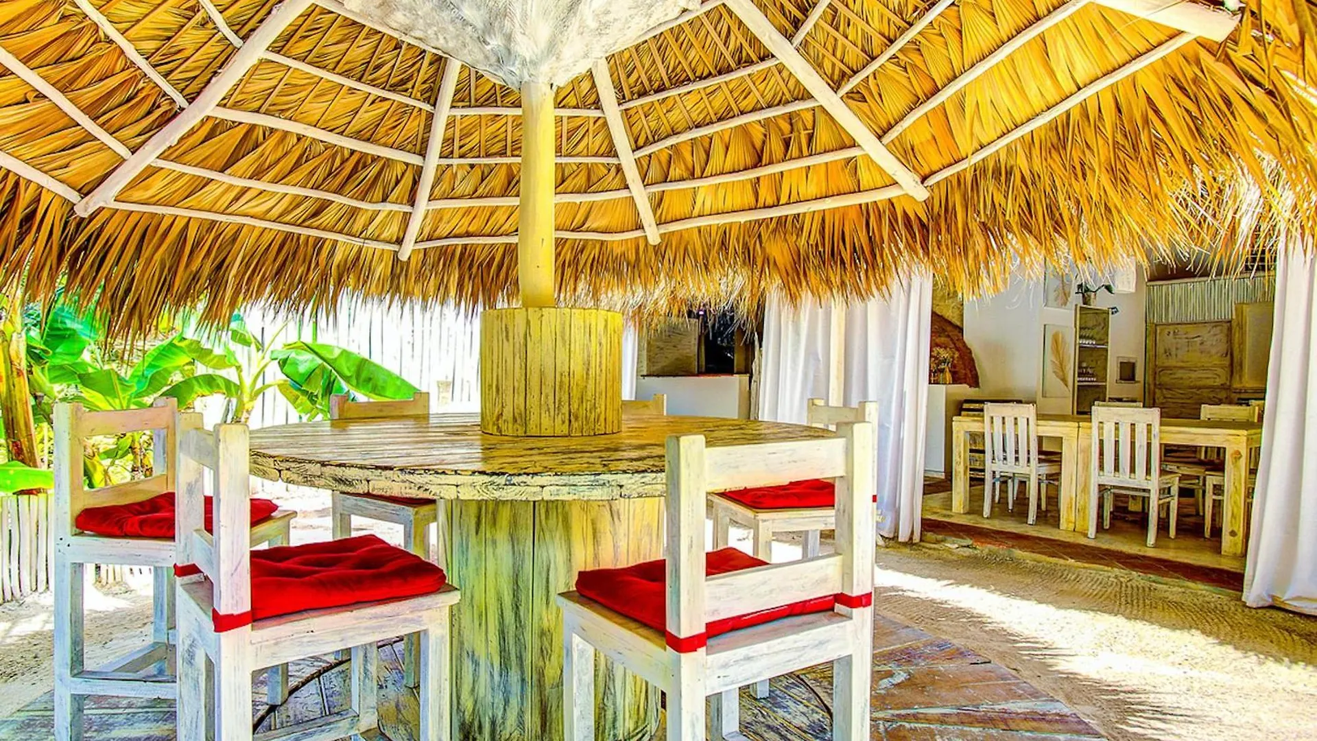 Caribbean Villas And Suites - Playa Los Corales - Wifi, Beach Club Apartmanhotel